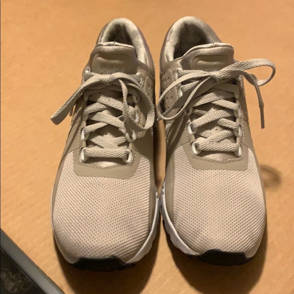 Air Max Zero Cobblestone (Women’s)